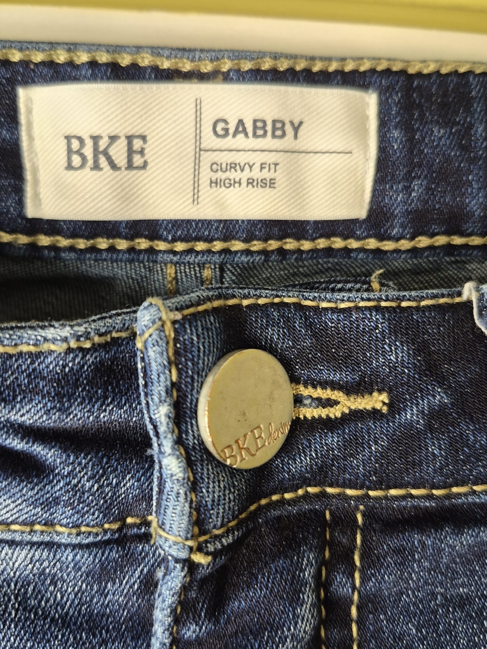 BKE Gabby Curvy Fit High-Rise Dark Wash Women's Jeans - Picture 4 of 7